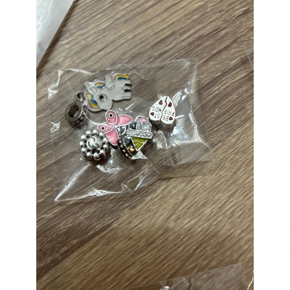 Kids 5 PR Charms and Bracelet- Set of 2